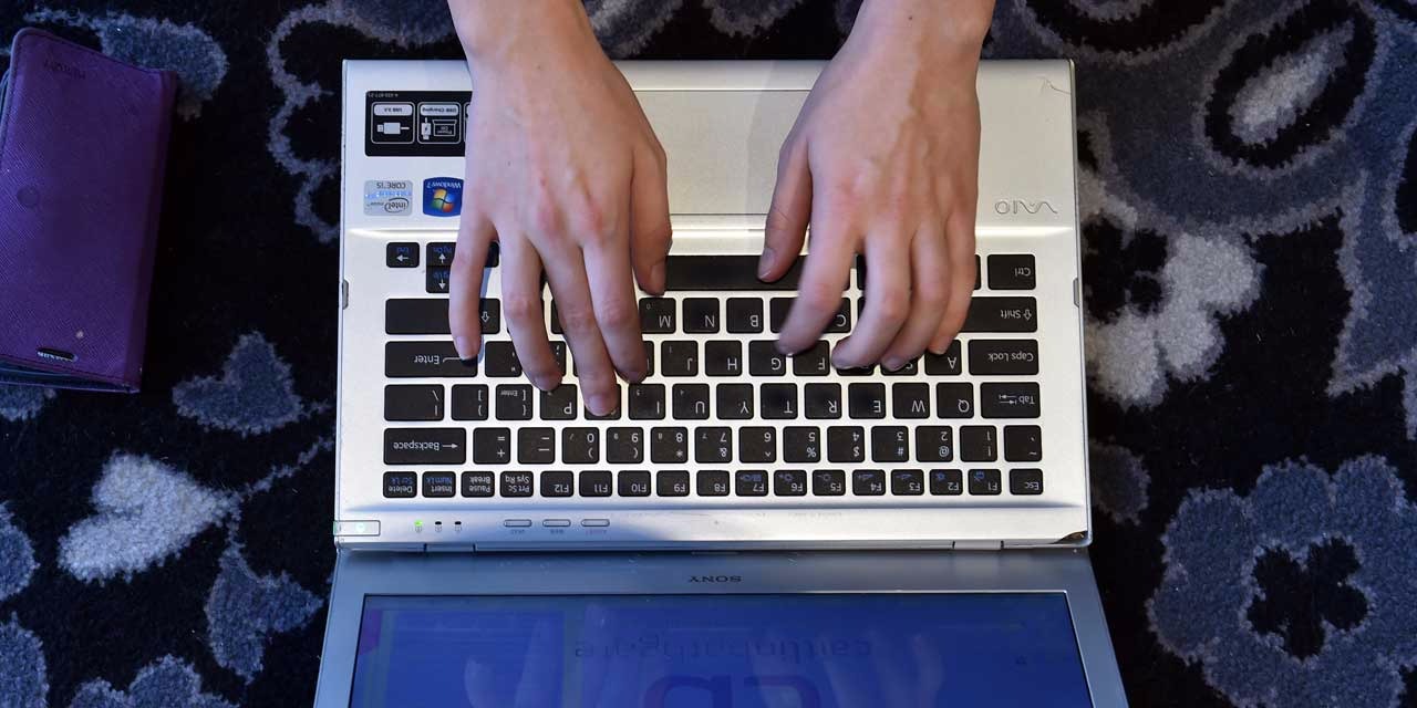 El reto "Blue Whale" se popularizó en Facebook y en la red social rusa Vkontakte.