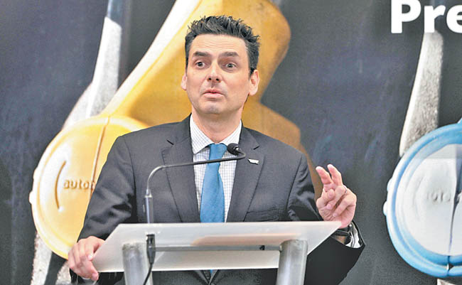 Guillermo García Alcocer, presidente de la Comisión Reguladora de Energía. 