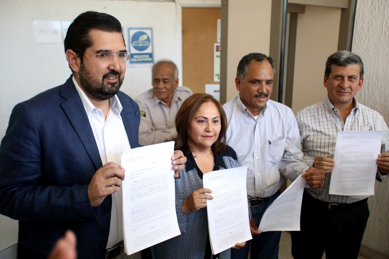 El PAN interpuso denuncia contra el gobernador Rubén Moreira. 