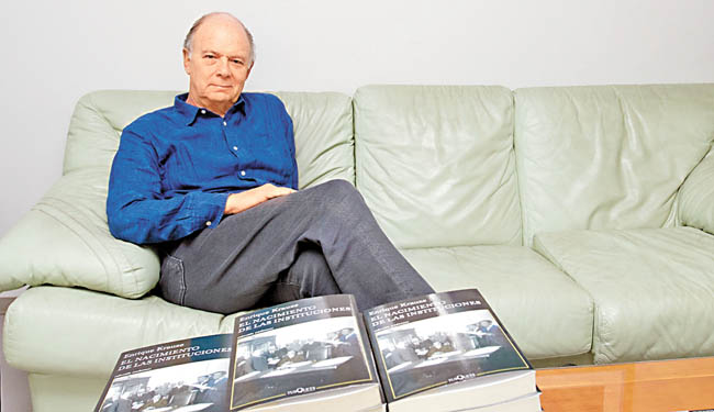 “Siempre digo que algo estaré haciendo bien si me atacan en la derecha y en la izquierda”. 