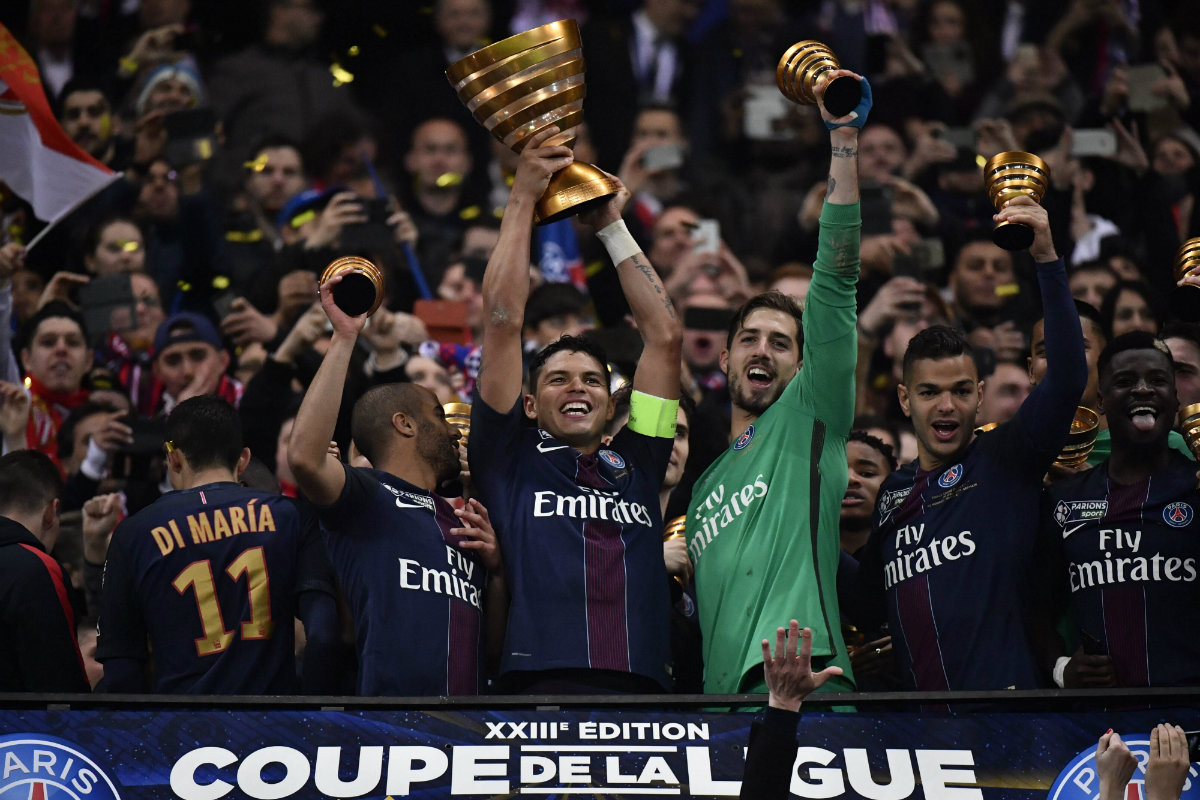 PSG domina en Francia  