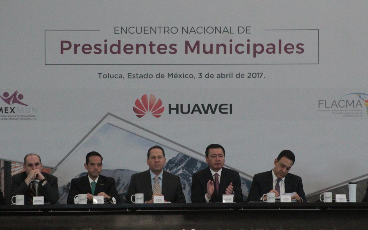 Miguel Ángel Osorio Chong y Eruviel Ávila.