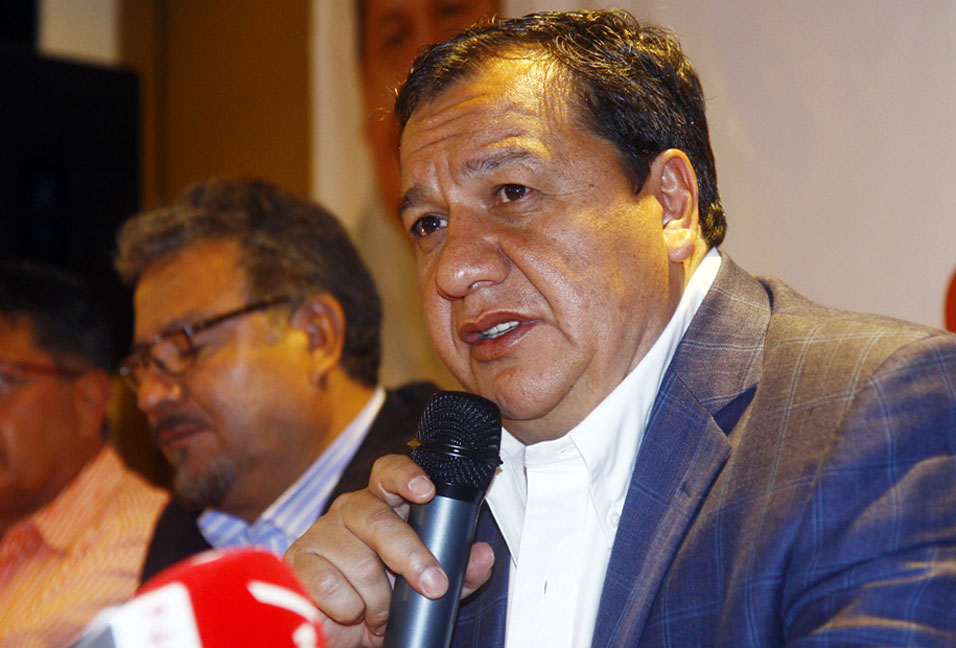 Óscar González Yáñez propone pena de muerte para feminicidas.