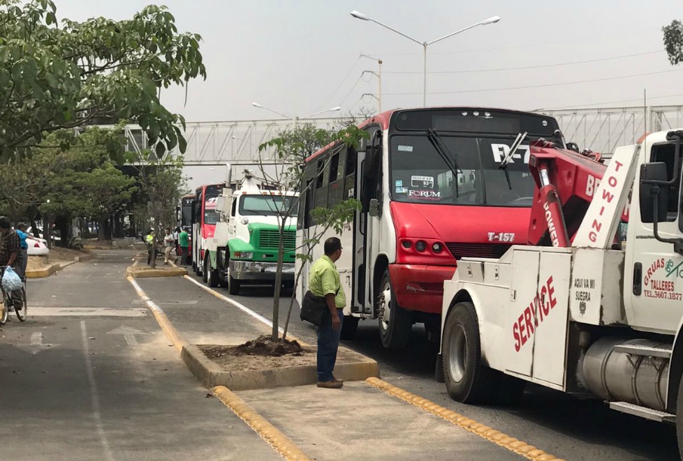 En total fueron enviadas al corralón 10 unidades de transporte público. 