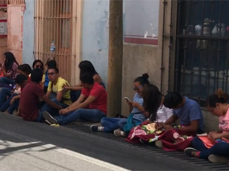 Las protestas de la CNTE se han radicalizado hasta sabotear los actos oficiales del gobernador Alejandro Murat.