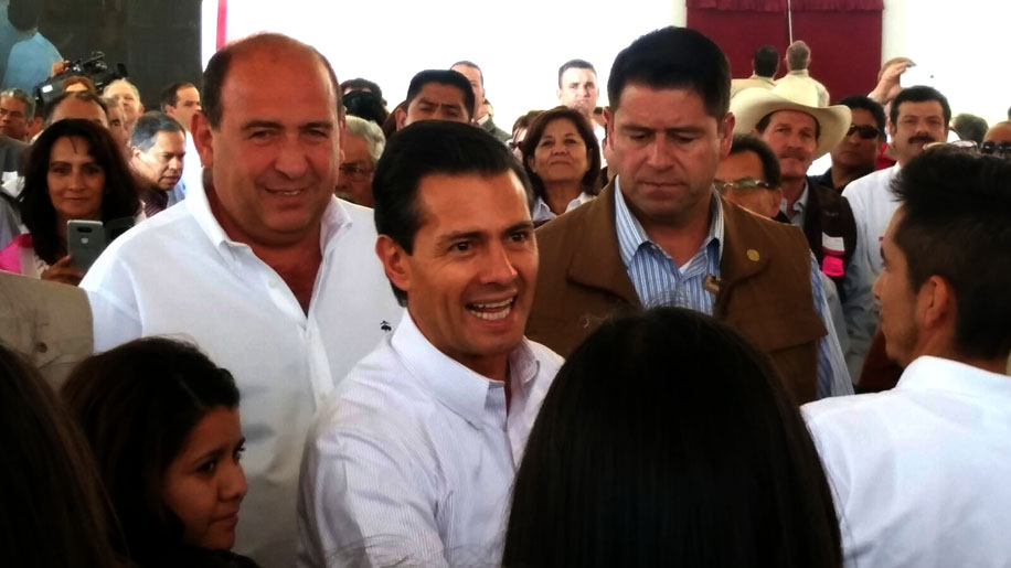 El anuncio del apoyo para los pequeños productores de carbón, sucedió en su visita para inaugurar el Parque Eólico.