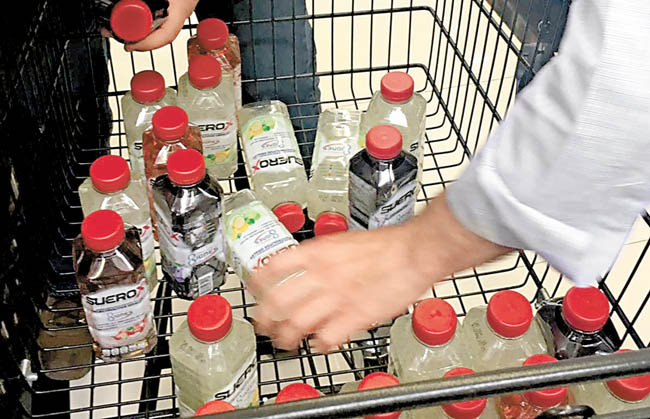 El producto fue retenido en locales comerciales y tiendas de autoservicio. 