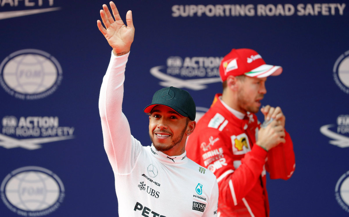 Hamilton se llevó la pole en China