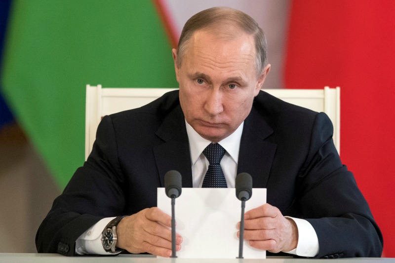 Vladimir Putin condenó el ataque a la base aérea en Siria por parte de EU.