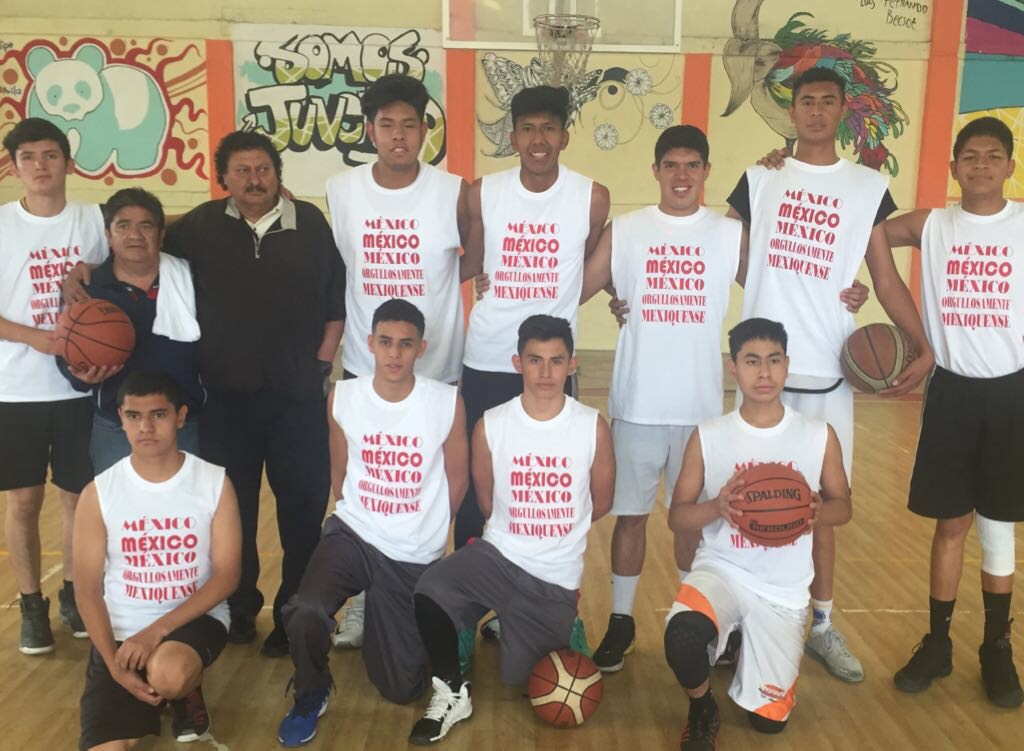El equipo campeón.