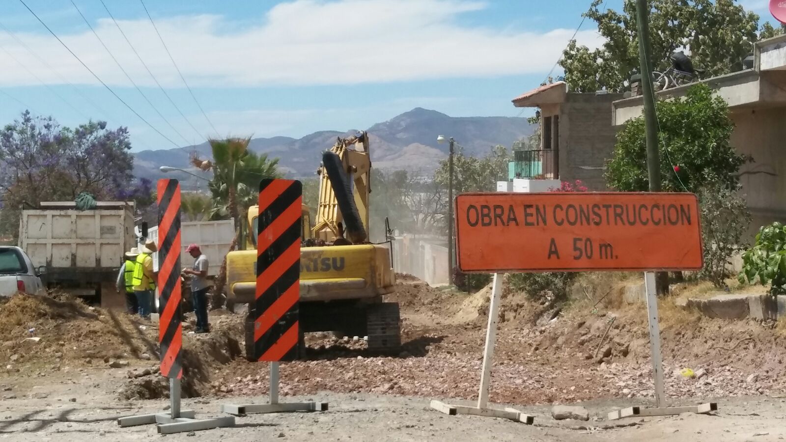 La obra actualmente se hace sobre un tramo urbano de terracería