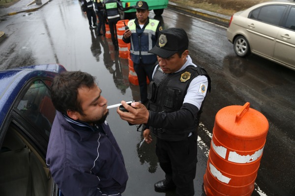 Habrá puntos extraordinarios del alcoholímetro las 24 horas y en distintas vialidades durante Semana Santa.