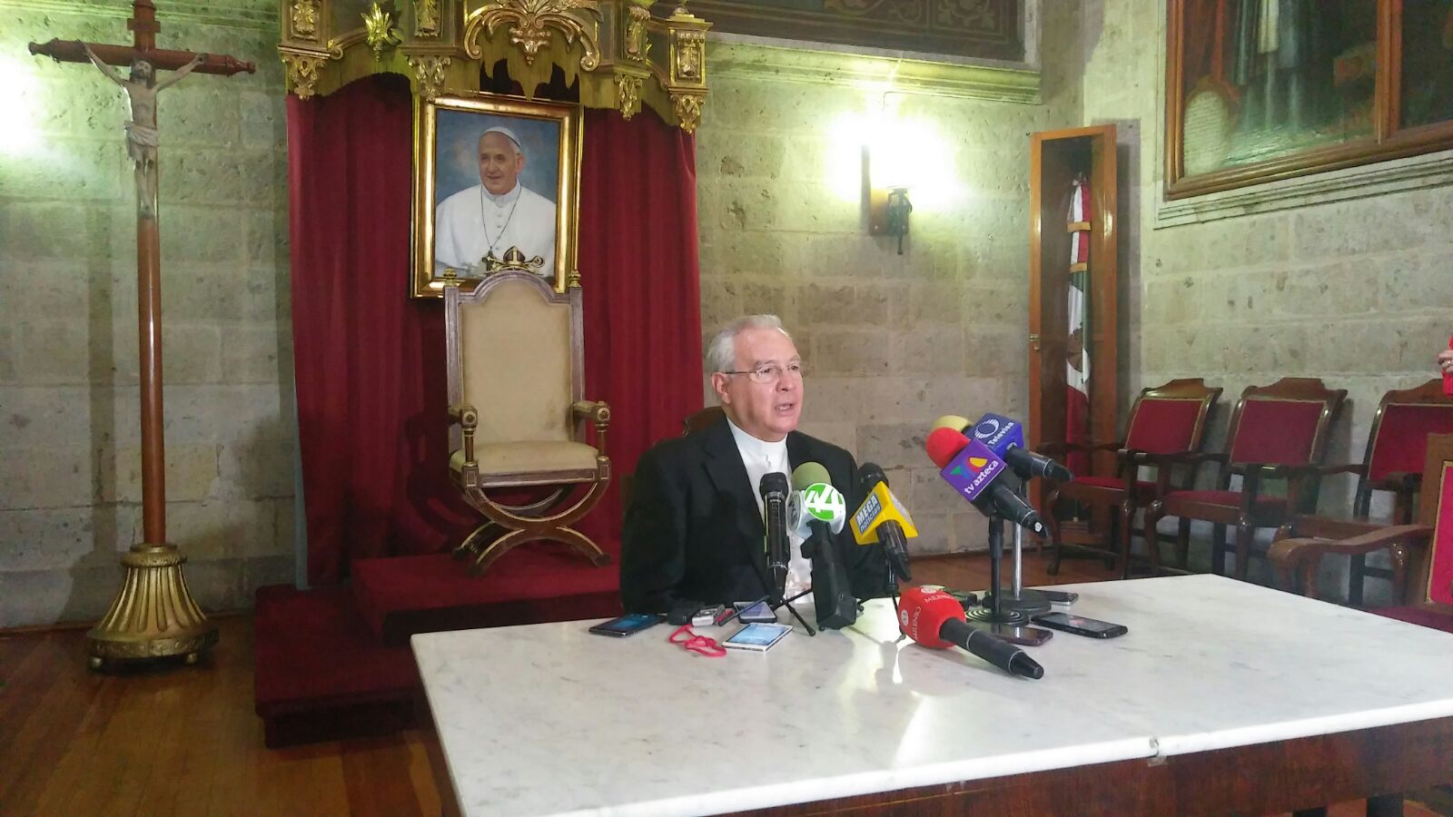 Francisco Robles Ortega se pronunció por que las autoridades investiguen y apliquen la ley ante la presunción de incendios provocados