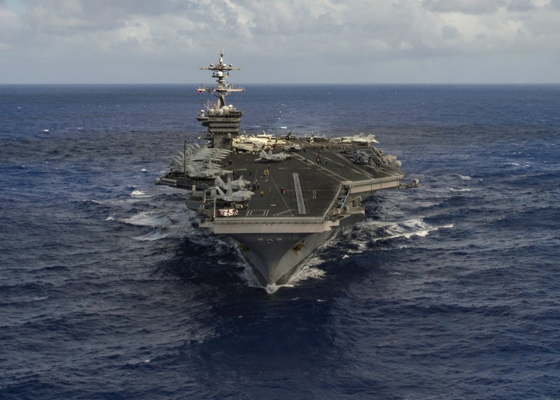Washington anunció el sábado que el portaaviones USS Carl Vinson se desplazaba hacia la zona.