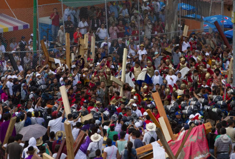 La representación de la Pasión de Cristo en Iztapalapa tuvo una asistencia de un millón 600 mil personas, en los cinco días en que se llevó a cabo.