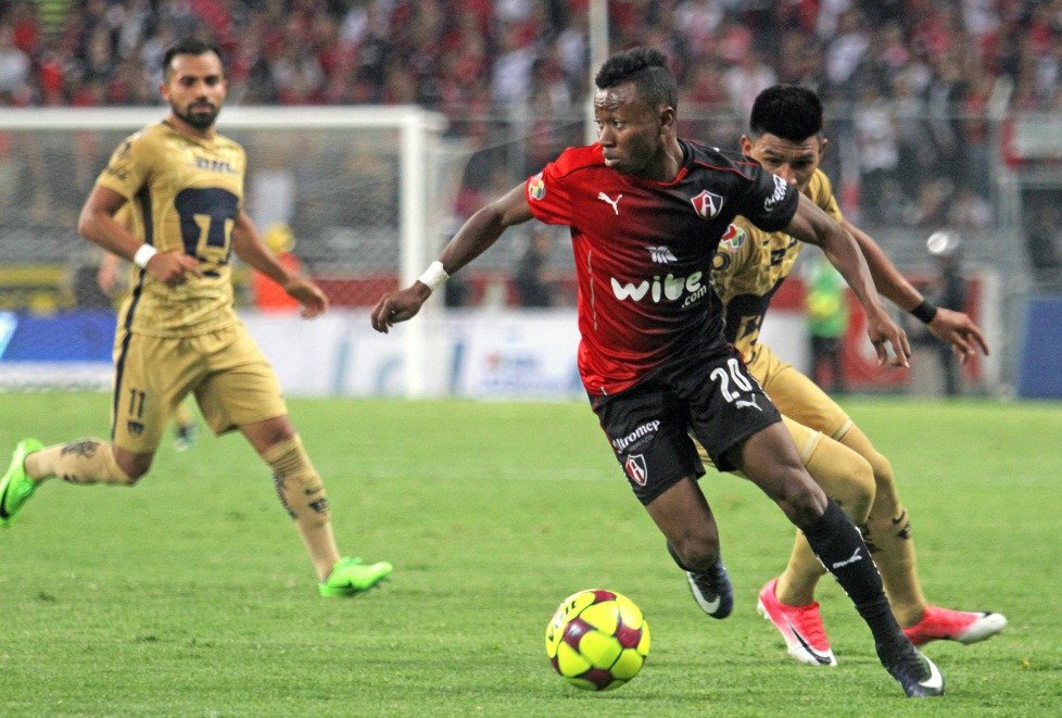 Clifford Aboagye será operado este martes en la ciudad de Monterrey por un problema en la rodilla. 