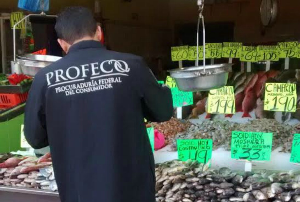 El operativo se llevó a cabo en tiendas de abarrotes, autoservicios, mini súper, mariscos, entre otros giros. 