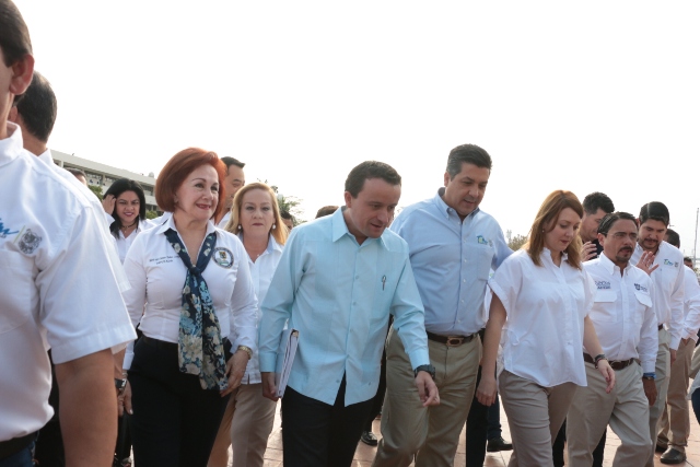 Visita de Mikel Arriola, director nacional del IMSS