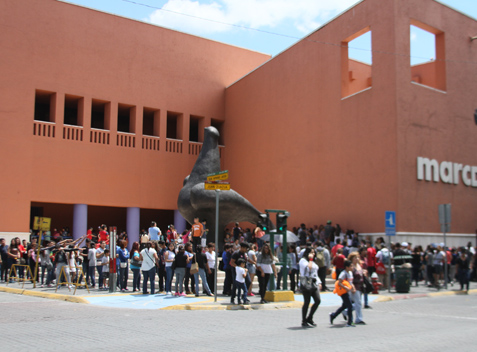 Las visitas continuaron y en total el museo recibió 33 mil 817 visitantes.