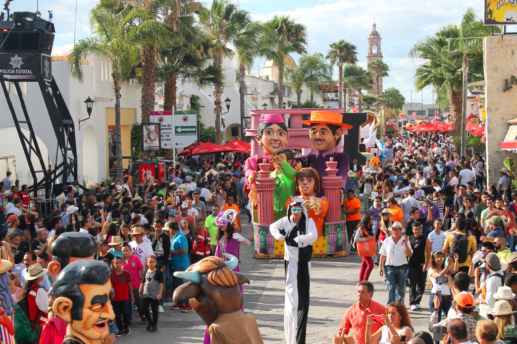 Los participantes deberán tomar fotos sólo del día 25 de abril.