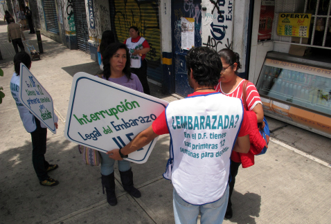 La interrupción legal del embarazo cumple 10 años como alternativa en la Ciudad de México.