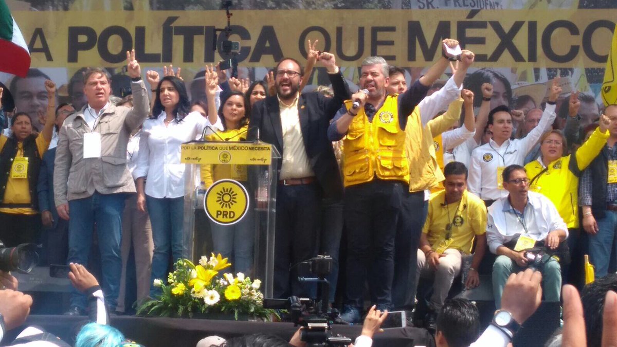 Mauricio Toledo, presidente de la Comisión de Presupuesto y Cuenta Pública en la Asamblea Legislativa, llamó a reflexionar sobre el futuro del PRD.