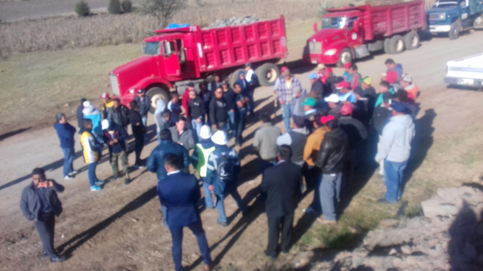 Corre peligro la vida de los trabajadores de la autopista Atlacomulco-Atizapán.