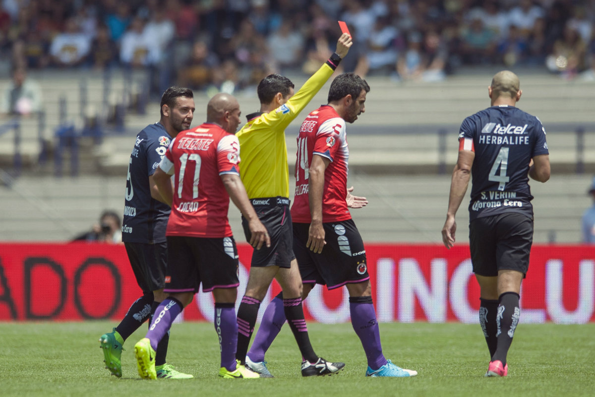 Darío Verón se perderá dos partidos por juego brusco