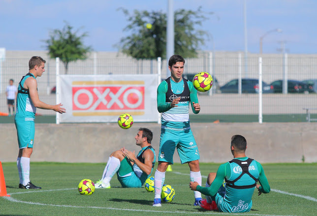 Santos Laguna se prepara para visitar a Jaguares de Chiapas el sábado.