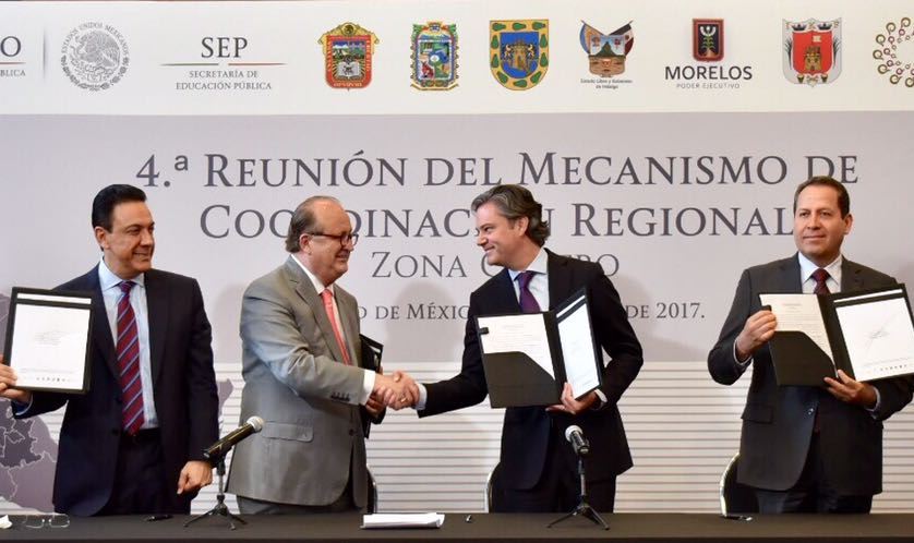 La SEP y los gobernadores Eruviel Ávila, Omar Fayad, Marco Antonio Mena y Antonio Gali, acordaron implementar el nuevo modelo educativo
