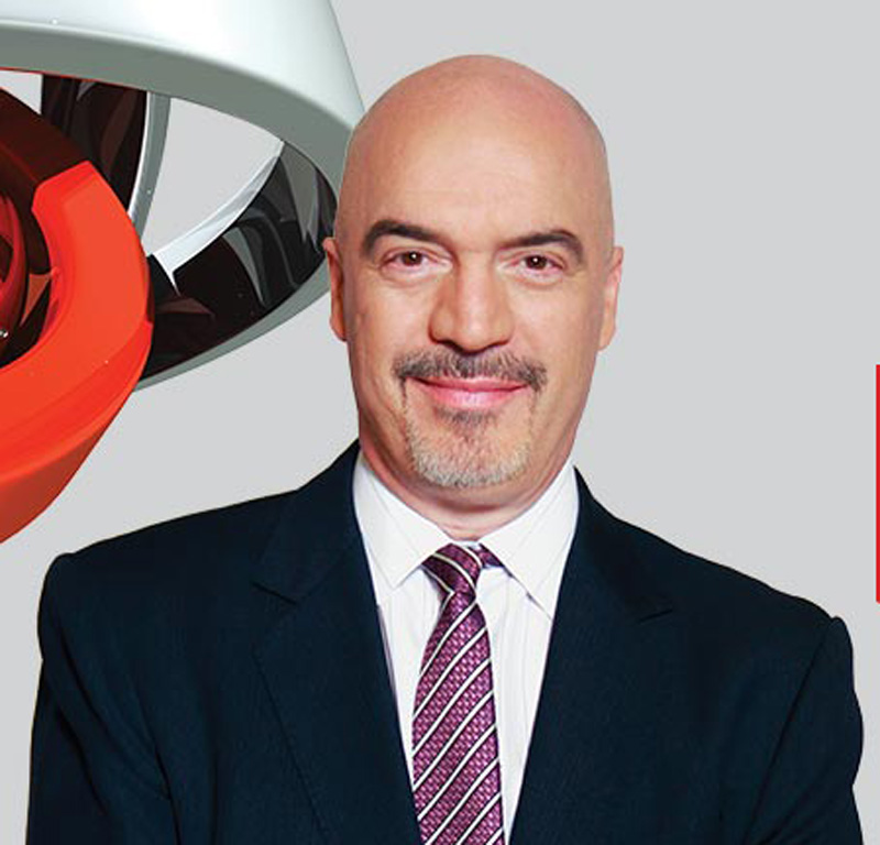 Carlos Puig será el moderador de segundo debate del IEC.