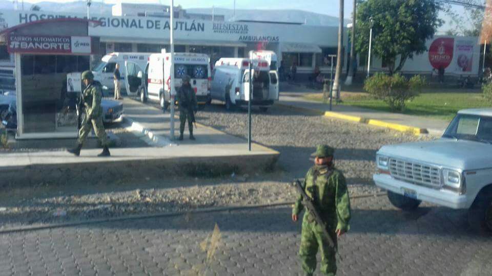 El tiroteo ocurrió en la carretera que va de Autlán de Navarro al municipio de El Grullo.