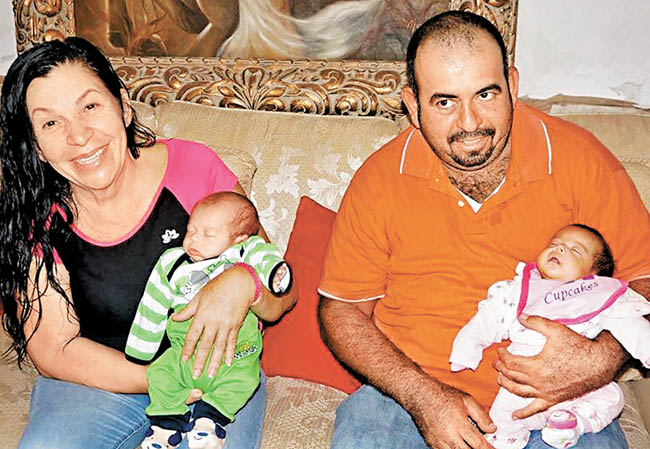 Los bebés ya fueron dados de alta y se encuentran en casa con sus padres. 