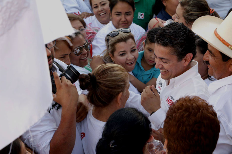 El candidato a la alcaldía aseguró que de ganar Riquelme junto con él, sus propuestas serían mejor apoyadas.