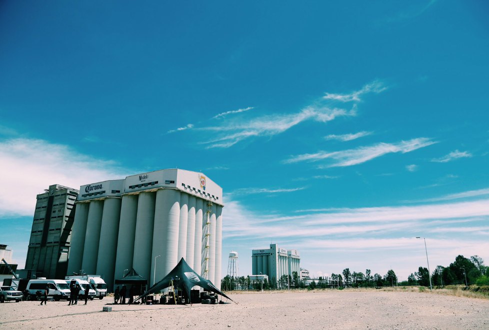 La fábrica de Grupo Modelo en Zacatecas cuenta con un centro de capacitación, que tiene ocho aulas y una biblioteca e incluso un espacio para que los 