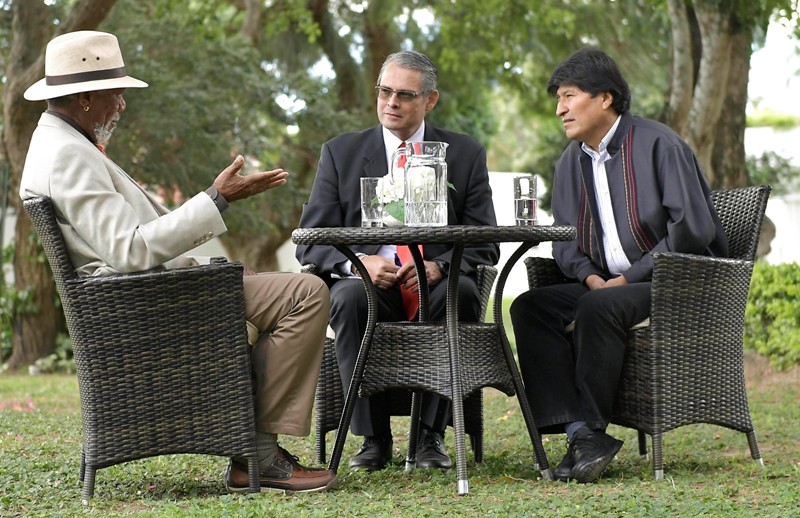 Morgan Freeman se reunió con el presidente Evo Morales. 