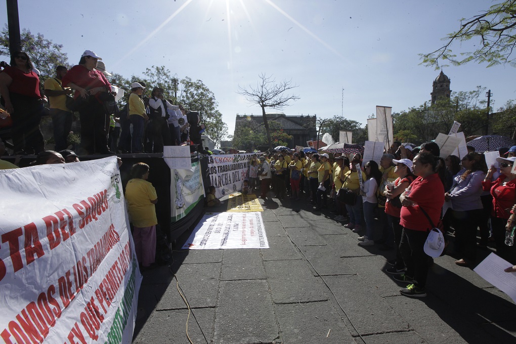 2 mil personas participaron en la marcha y posterior mitin 