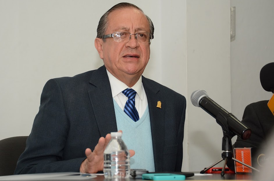 Ahora en educación Santillana pide a Carlos Alfredo Torres dejar el