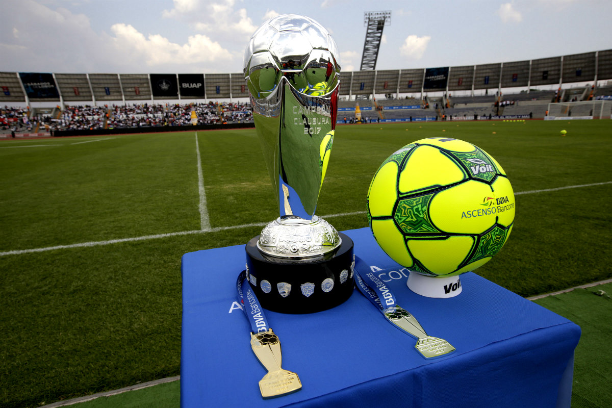 El trofeo del Ascenso MX