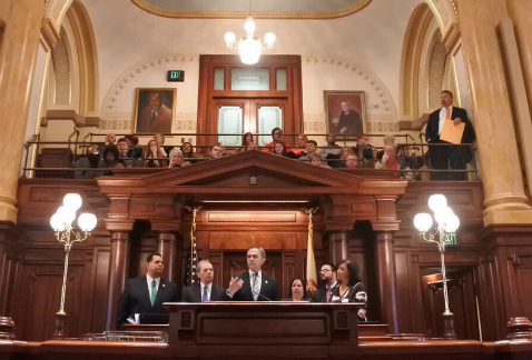 El jefe de Gobierno de la Ciudad de México, Miguel Ángel Mancera, habló ante el pleno del Senado de Illinois, Estados Unidos.