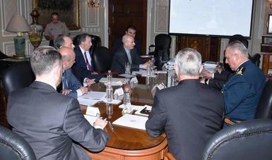 El gabinete de seguridad y el Grupo de Coordinación se reunió en instalaciones de la Secretaría de la Defensa Nacional para trabajar en una estrategia