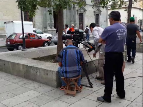 Calles del centro histórico de Oaxaca se encuentran cerradas por las grabaciones de la telenovela "Mi marido tiene familia” que dirige Juan Osorio.