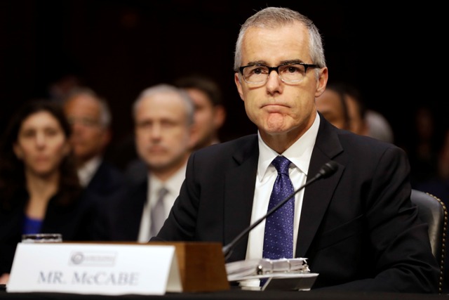 El director interino del FBI, Andrew McCabe.