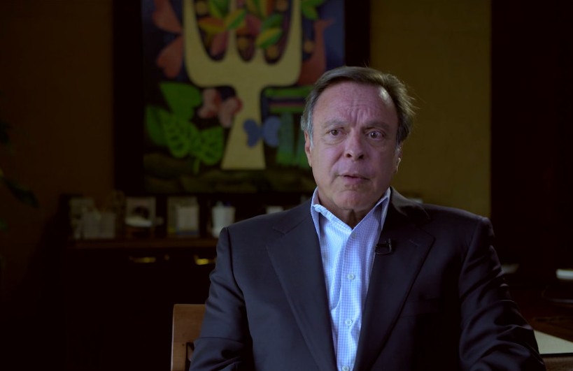 El empresario Mike Fernández dijo que no se puede tolerar que un gobierno maltrate y detenga a personas que no tienen documentación.