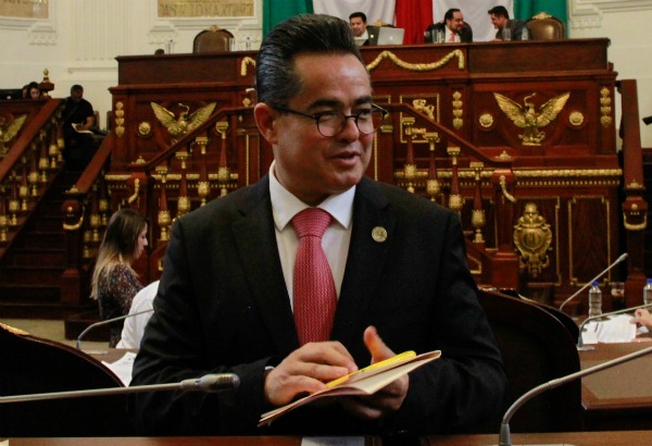 Leonel Luna, presidente de la Comisión de Gobierno de la Asamblea Legislativa del Distrito Federal.