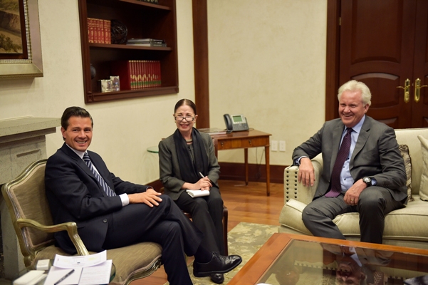 El presidente Enrique Peña Nieto se reunió con el CEO de General Electric, Jeffrey R. Immelt.