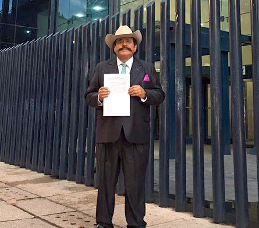 Armando Guadiana,candidato de Morena al gobierno de coahuila, urgió a la PGR retomar investigaciones contra los Moreira.