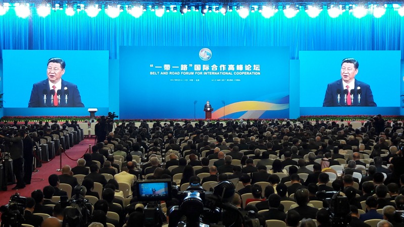 El presidente chino, Xi Jinping, dijo que el proyecto está dedicado principalmente a países asiáticos, africanos y europeos, aunque está abierto tambi