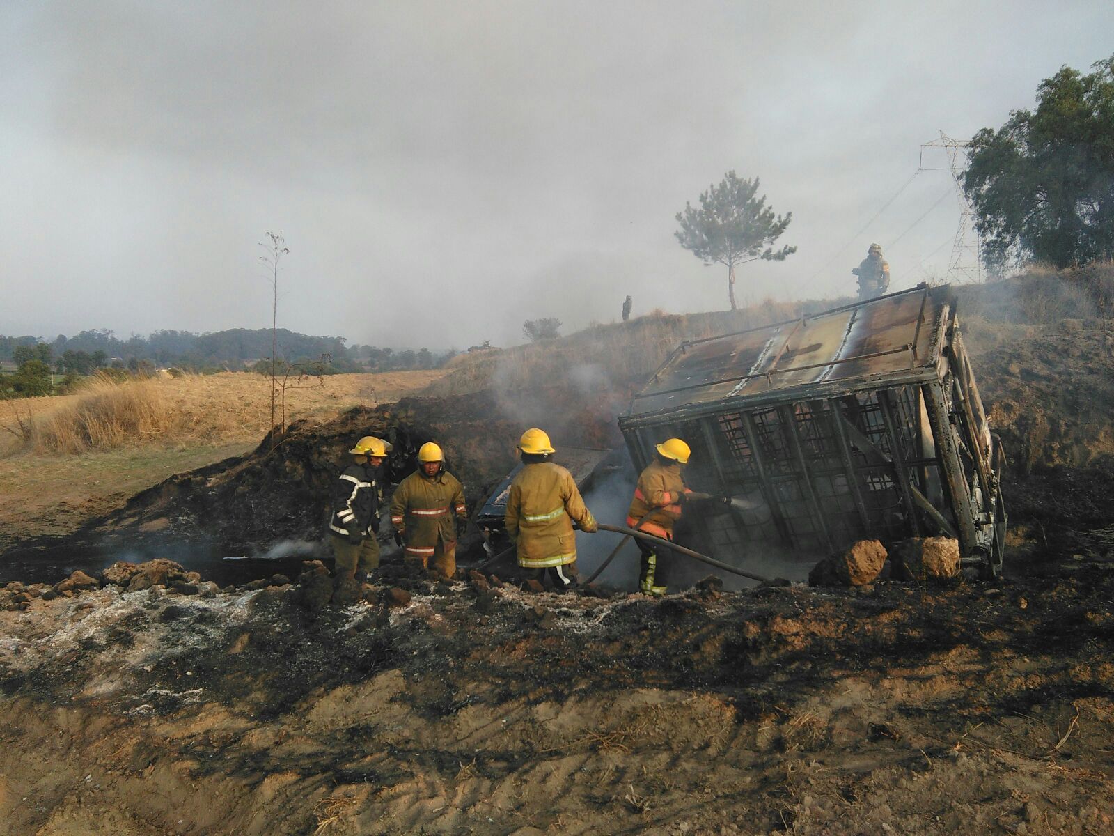 Las autoridades no reportan lesionados ni personas detenidas.