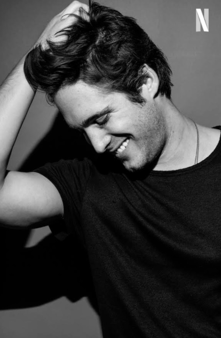 Netflix confirmó a Diego Boneta como Luis Miguel en la serie que prepara. 